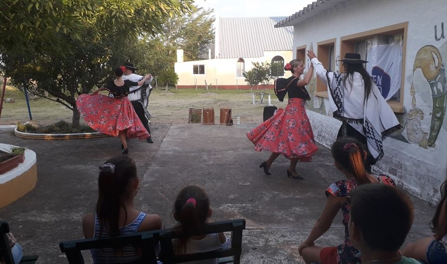 04.03.2020 Grupo de Danza Reencuentro participó de actividad en la Escuela N°16
