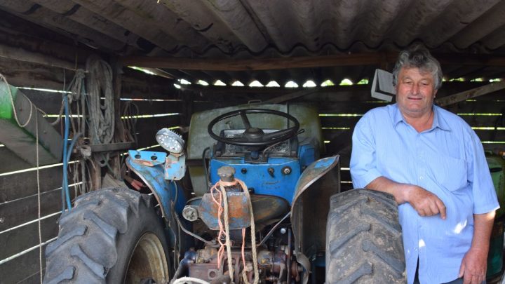 La Felicidad Rural de Mario Cabrera: Una Vida en la Granja Más Allá de los Desafíos