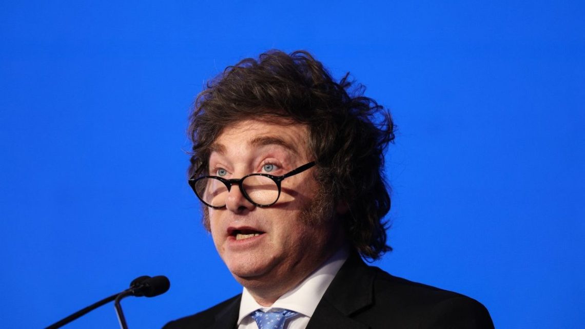 Argentina: Milei Anuncia Reducción Gradual de Impuestos a la Exportación de Granos y Otros Sectores