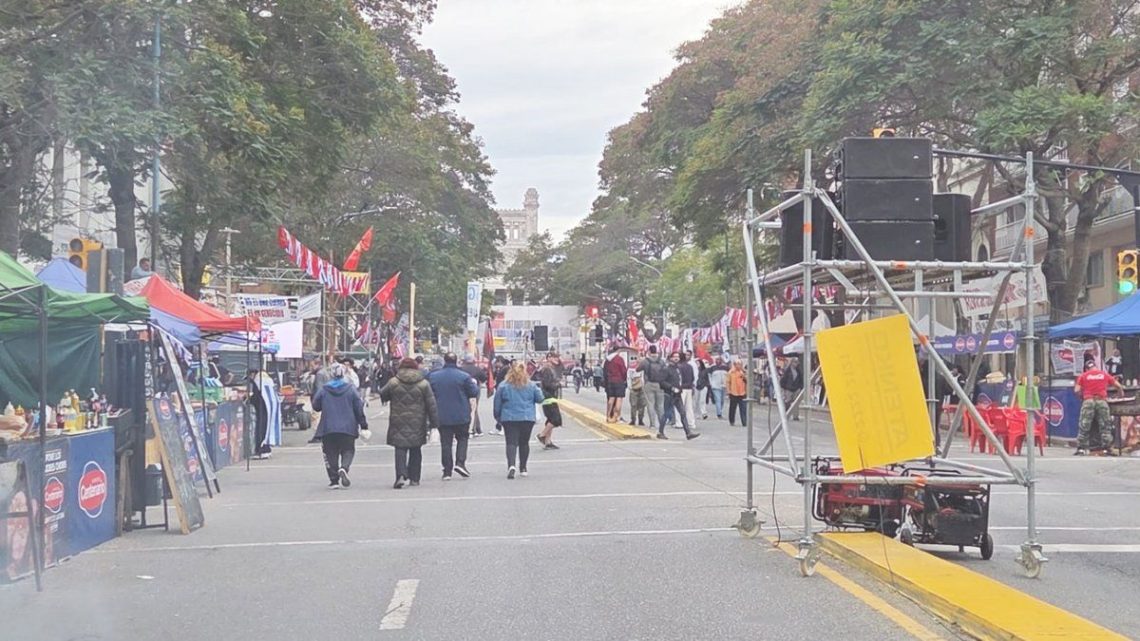 La previa del acto del PIT-CNT por el Día de los Trabajadores: reclamos y consignas de los sindicatos