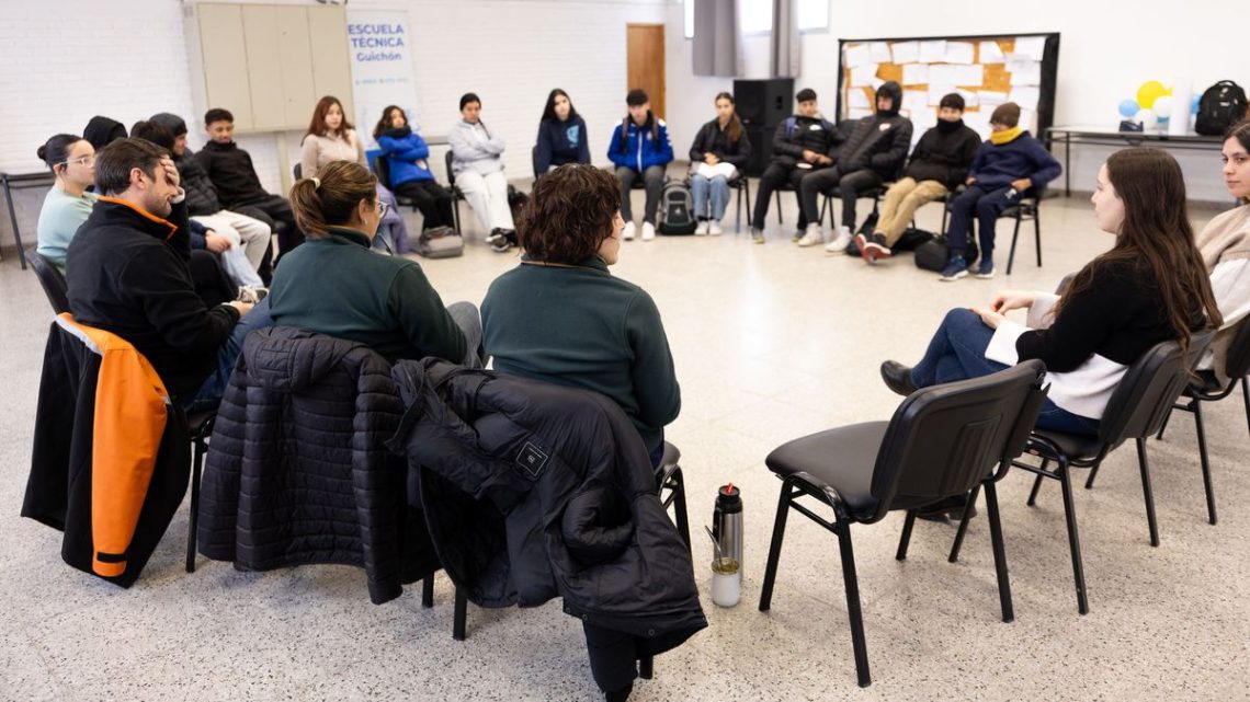 Montes del Plata impulsa la continuidad educativa de jóvenes con la expansión del programa «Yo Sigo»