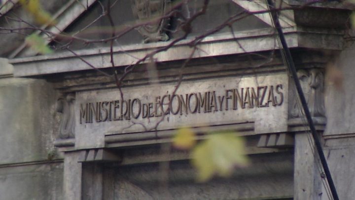 Uruguay inicia consultas para su primera emisión de Bonos Globales del año