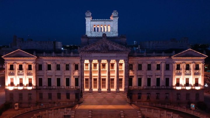 [El año de la casi nula rendición de cuentas: el reloj se detuvo y la ingeniosa "ley capicúa"]